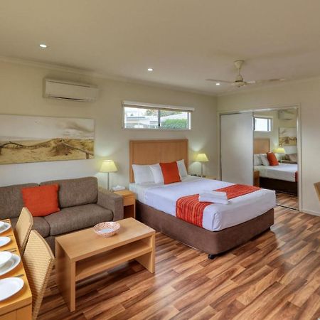 Chinchilla Motor Inn Extérieur photo