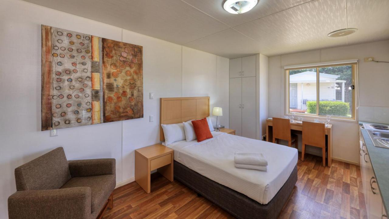 Chinchilla Motor Inn Extérieur photo